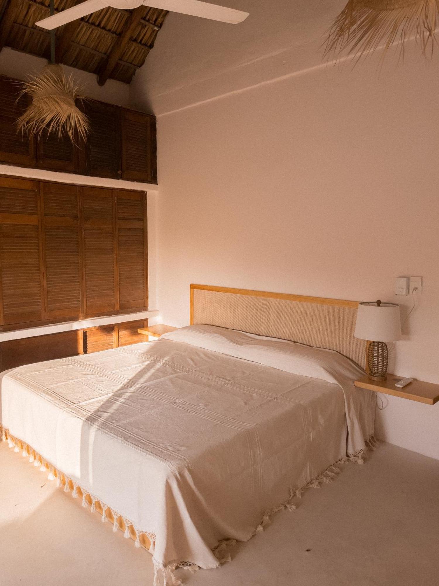 La Punta Rooms Brisas de Zicatela ภายนอก รูปภาพ